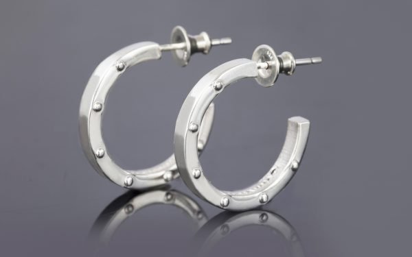 contemporary jewellery earrings silver