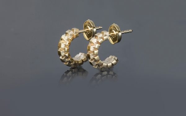 small earrings gold with a modern cube design